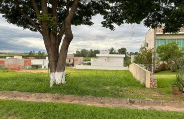 Terreno 500m² no Condomínio Palmeiras Imperiais